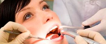 Clínica Dental Rubio limpieza bucal a paciente